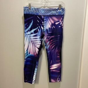 NWOT Nanette Lepore woman’s Workout set. Tank top and Capri leggings